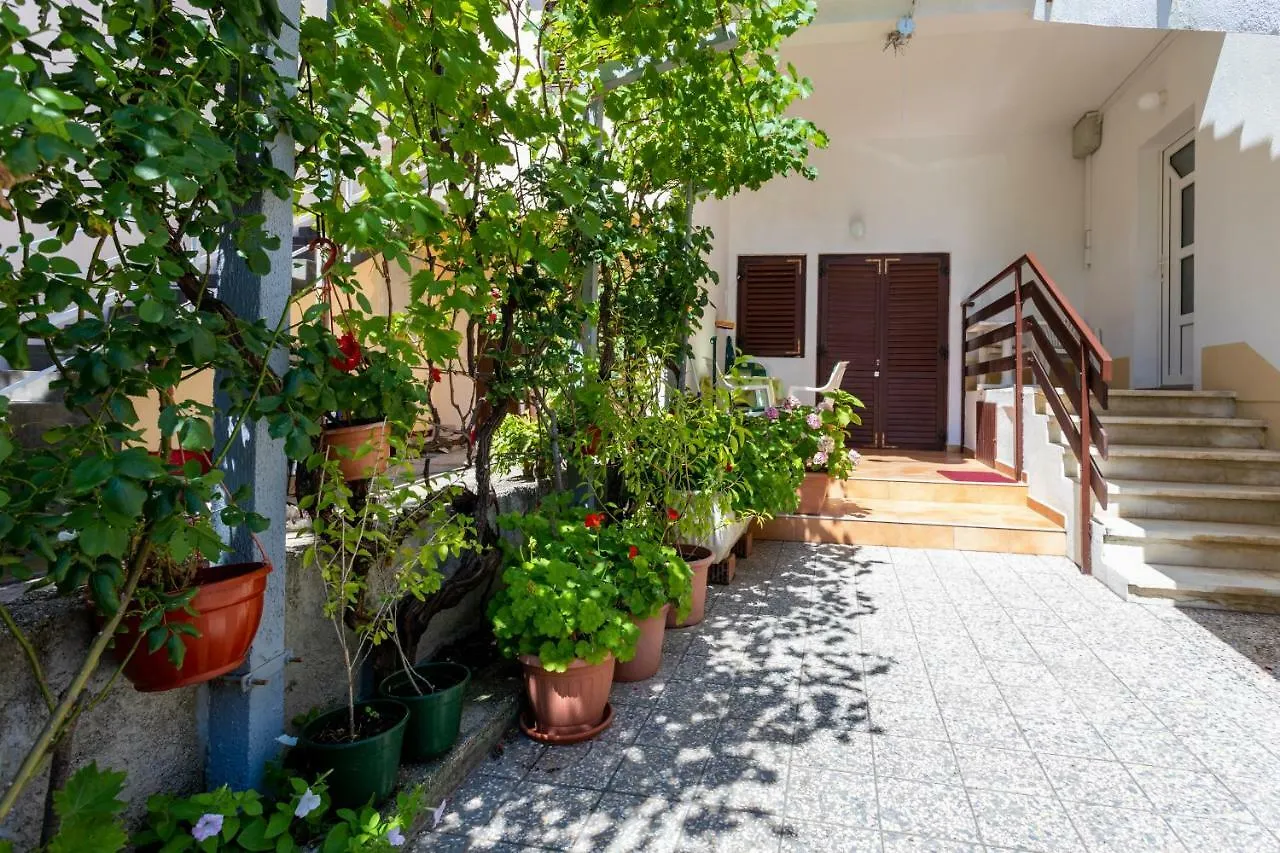 Affittacamere Rooms & Studio Apartment Mira Baška Croazia